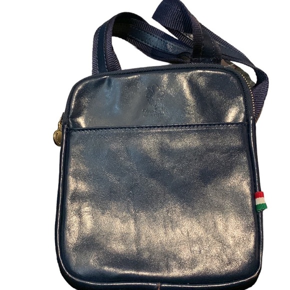 Vera Pelle Italian Leather Crossbody - Picture 1 of 11
